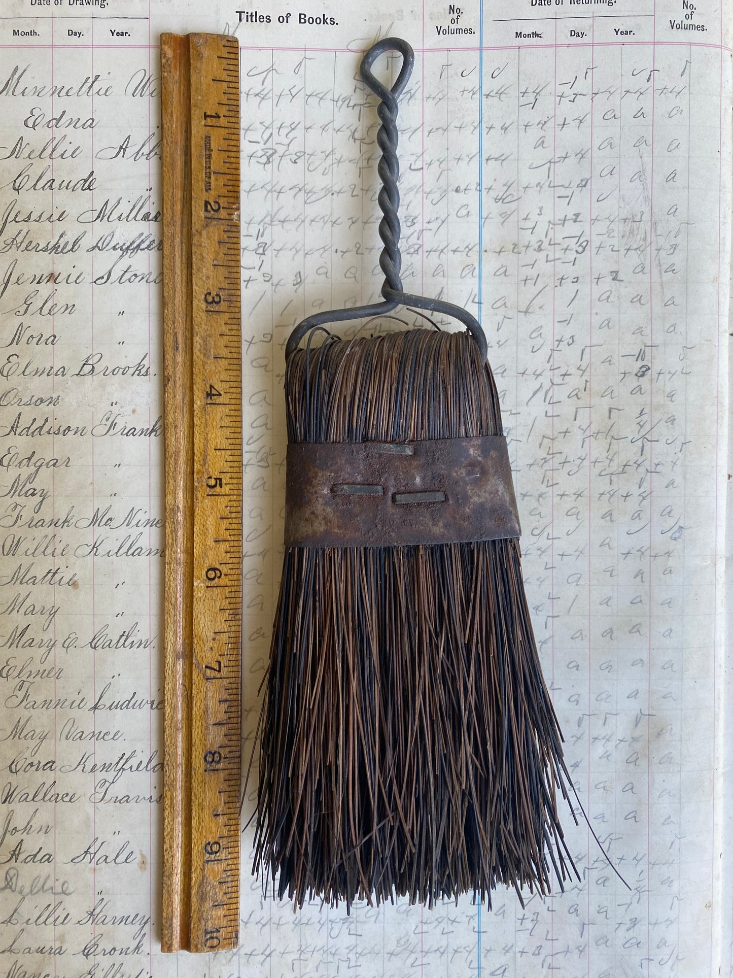 Vintage Wire Handled Whisk Broom