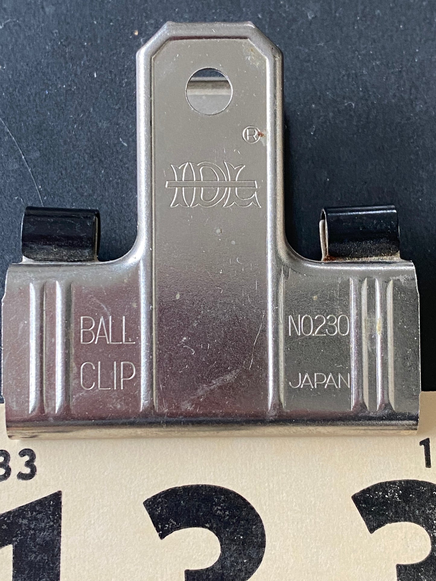 Vintage Bull Clip No. 230 with #133 Vintage Card