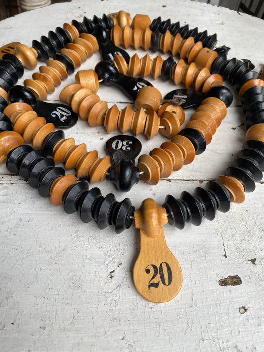 Vintage Wooden Billiard Score Keeper
