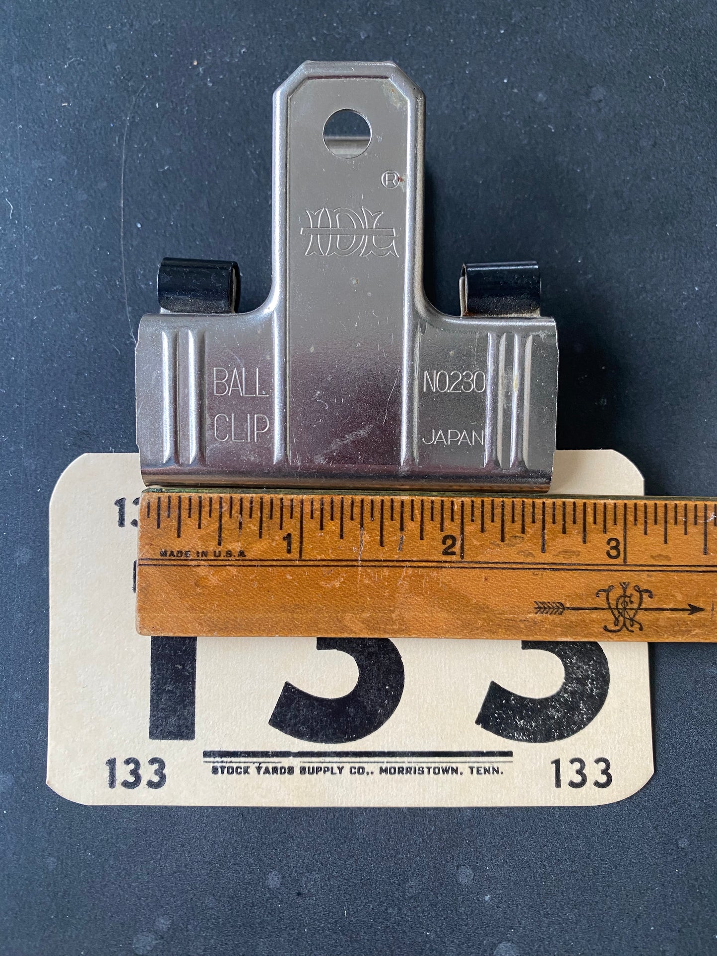 Vintage Bull Clip No. 230 with #133 Vintage Card